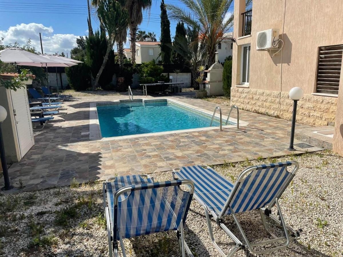 Villa Ocean Stones 1Km From Main Coral Bay Beach Peyia Esterno foto
