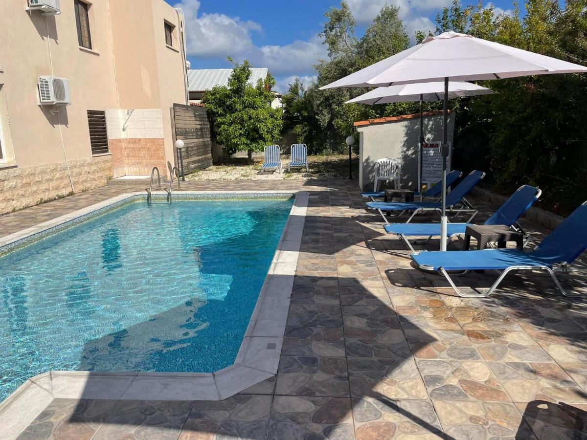 Villa Ocean Stones 1Km From Main Coral Bay Beach Peyia Esterno foto